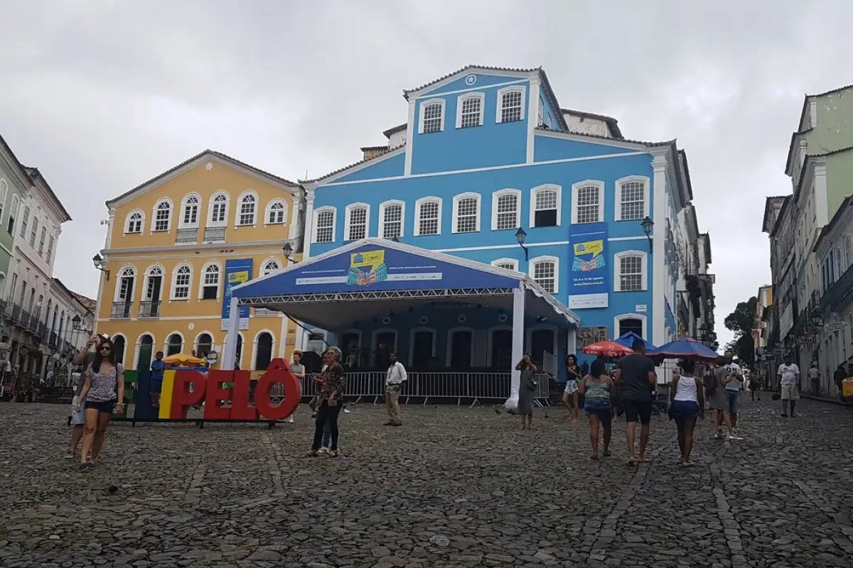 Fim de semana no Pelourinho tem reggae, samba, forró e show especial para o Dia das Mães