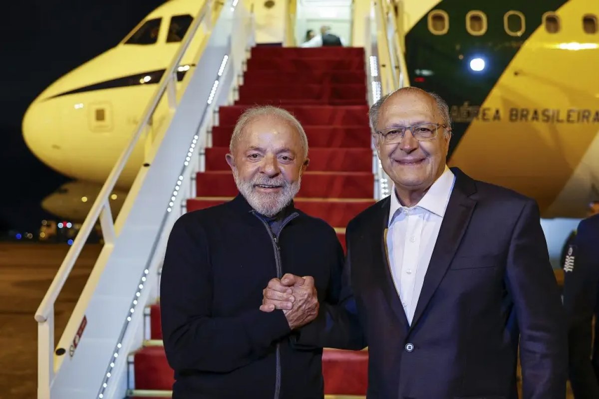 Geraldo Alckmin vai representar Lula em missa de início oficial do pontificado do Papa Leão XIV