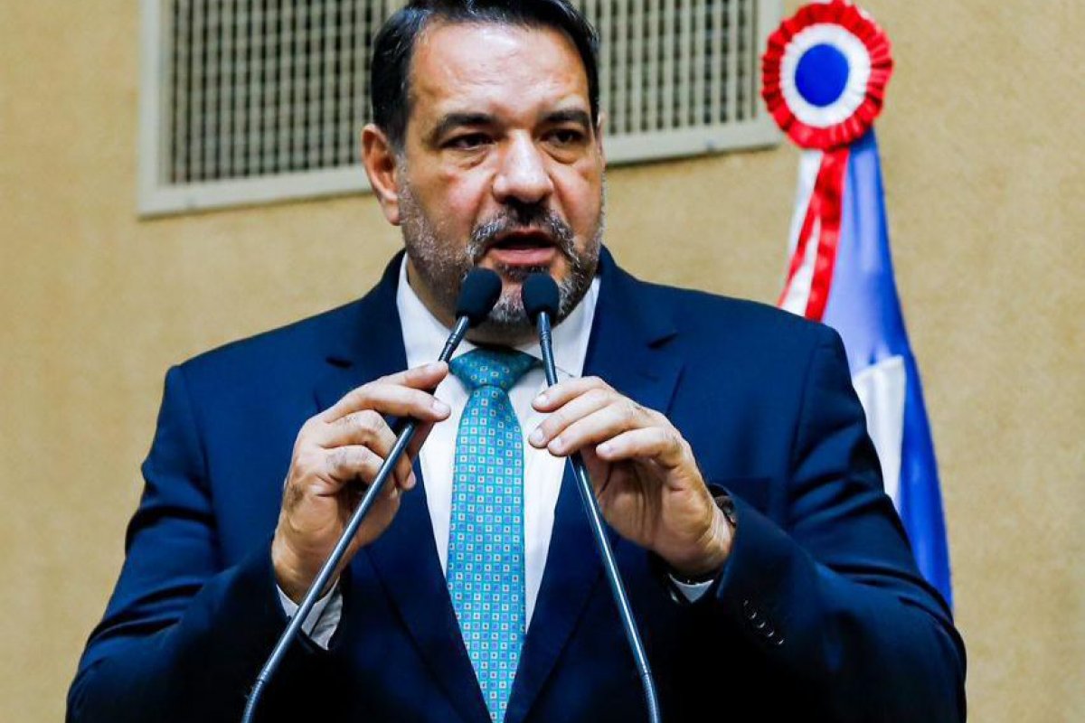 'PT mostra completa incapacidade', afirma Alan Sanches após nova alta da Selic