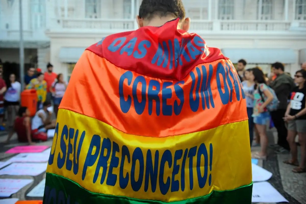 Registros de violência contra pessoas LGBTQIA+ cresceram mais de 1.000% no Brasil, mostra Atlas