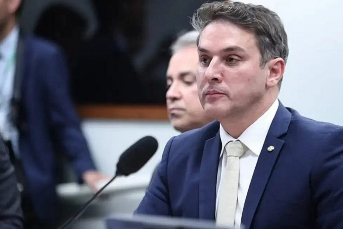 Oposição protocola moção de repúdio à presença de Lula em evento militar na Rússia