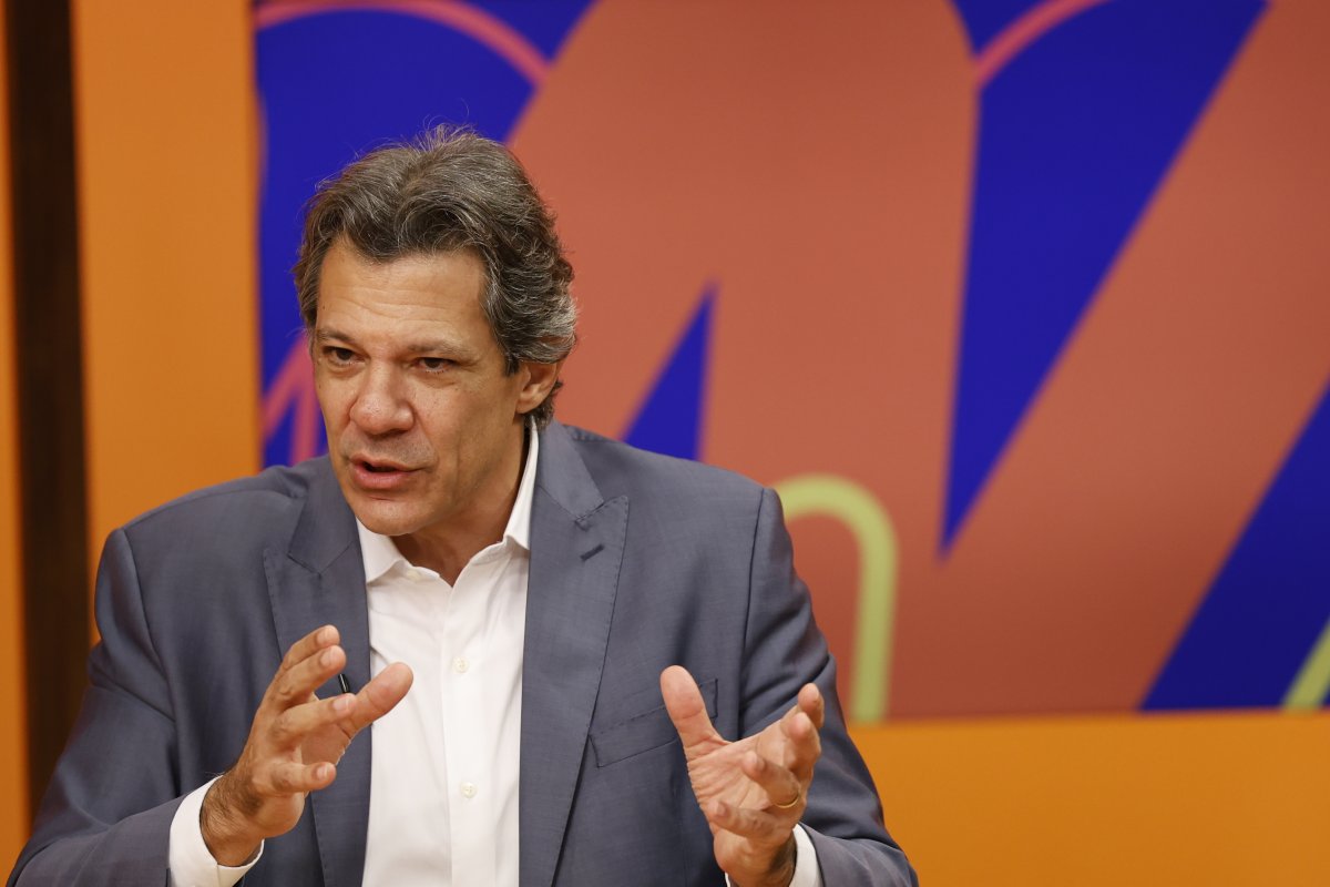 Lula não escolherá entre China e Estados Unidos, diz Haddad