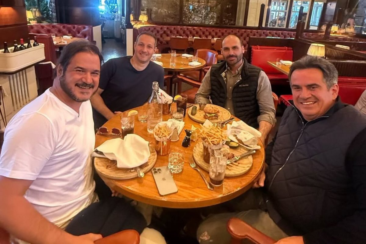 Após encontro com Eduardo Bolsonaro, Ciro Nogueira diz que deputado pretende retornar ao Brasil