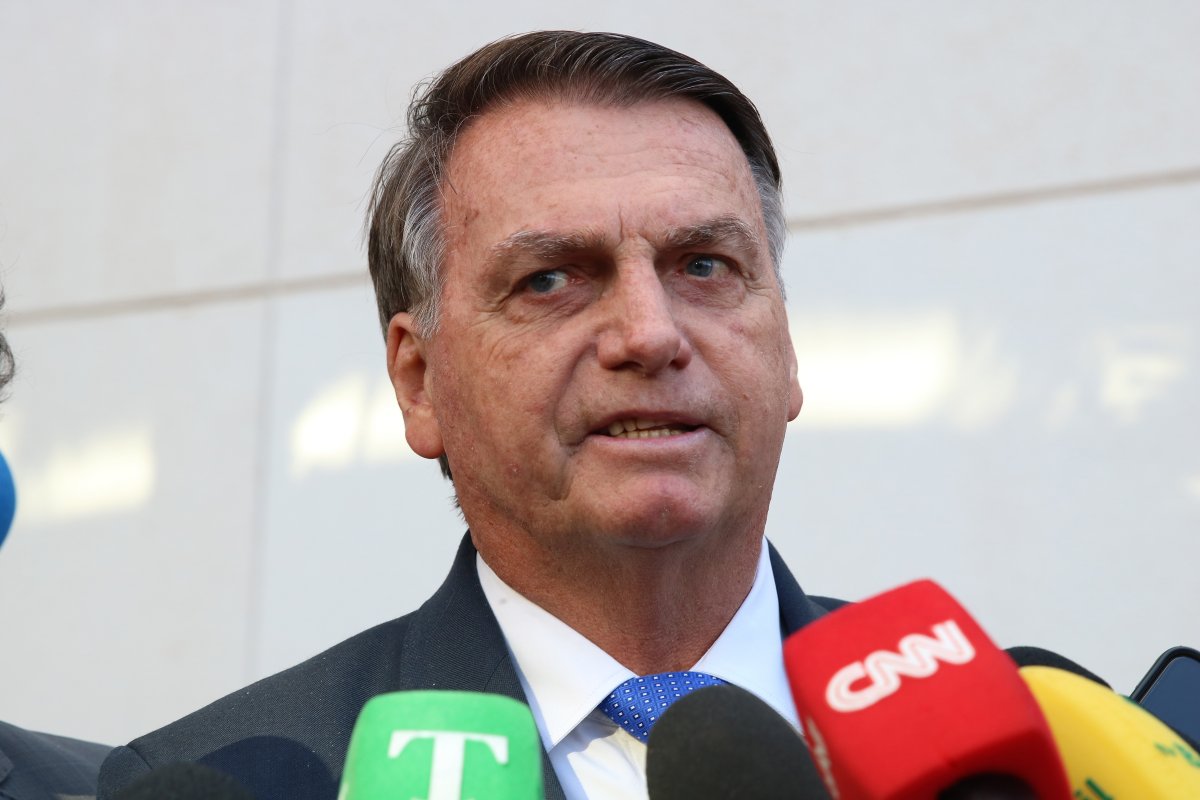Bolsonaro diz não querer desgastar STF e, se for condenado, é 'game over'