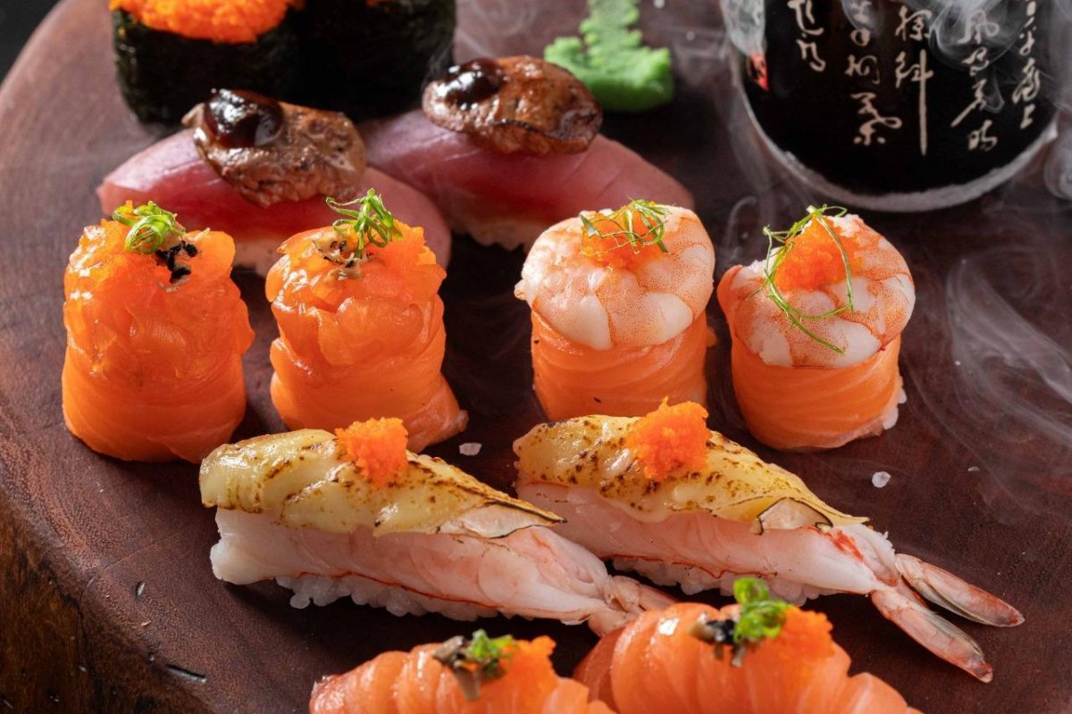 Sabor e bem-estar: descubra os benefícios do sushi para a saúde da mulher!