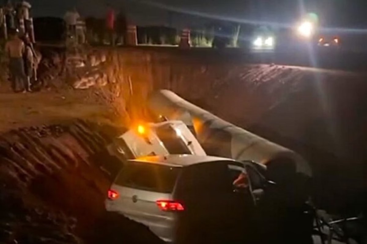 Dois veículos caem em vala durante perseguição no Mato Grosso