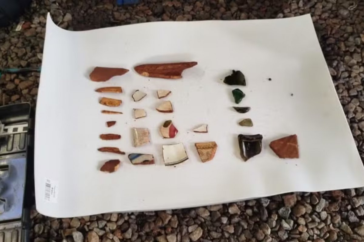 Arqueólogos encontram primeiros vestígios em cemitério de escravizados em Salvador