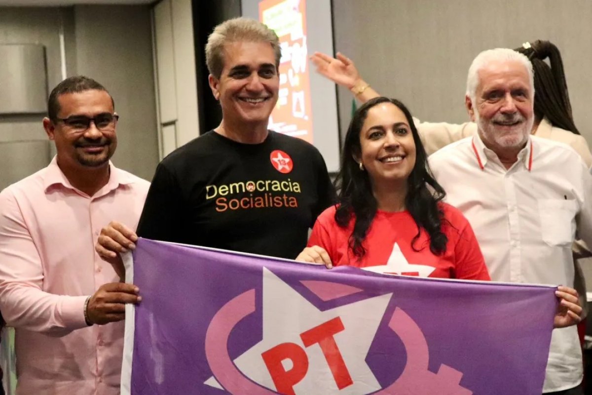 Jaques Wagner e Robinson Almeida analisam aliança para eleição interna do PT na Bahia