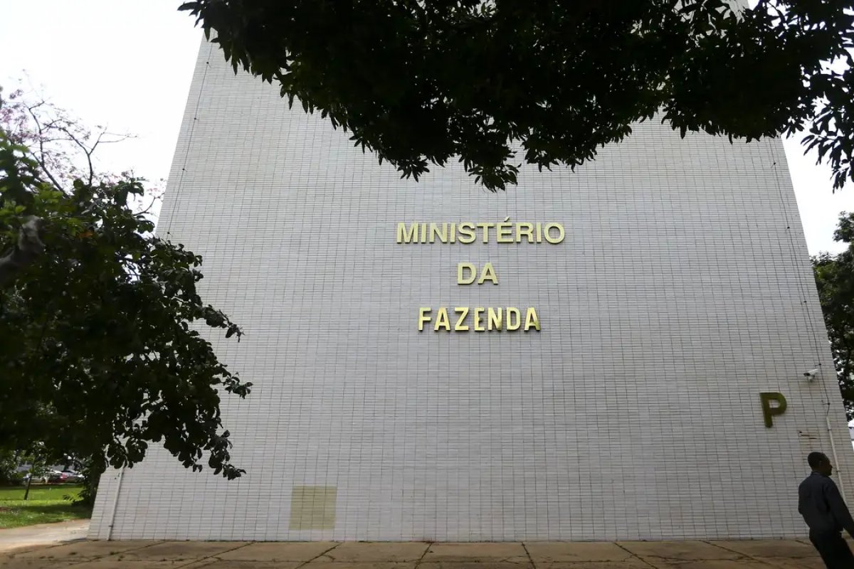 Governo prevê crescimento da economia de 2,6% em 2026