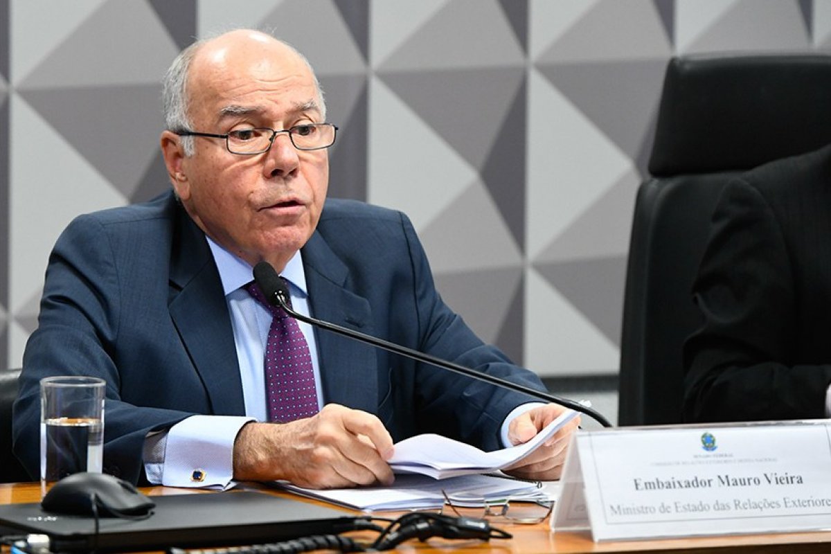 Mauro Vieira defende apoio da FAB para cumprimento do asilo político da ex-primeira dama do Peru