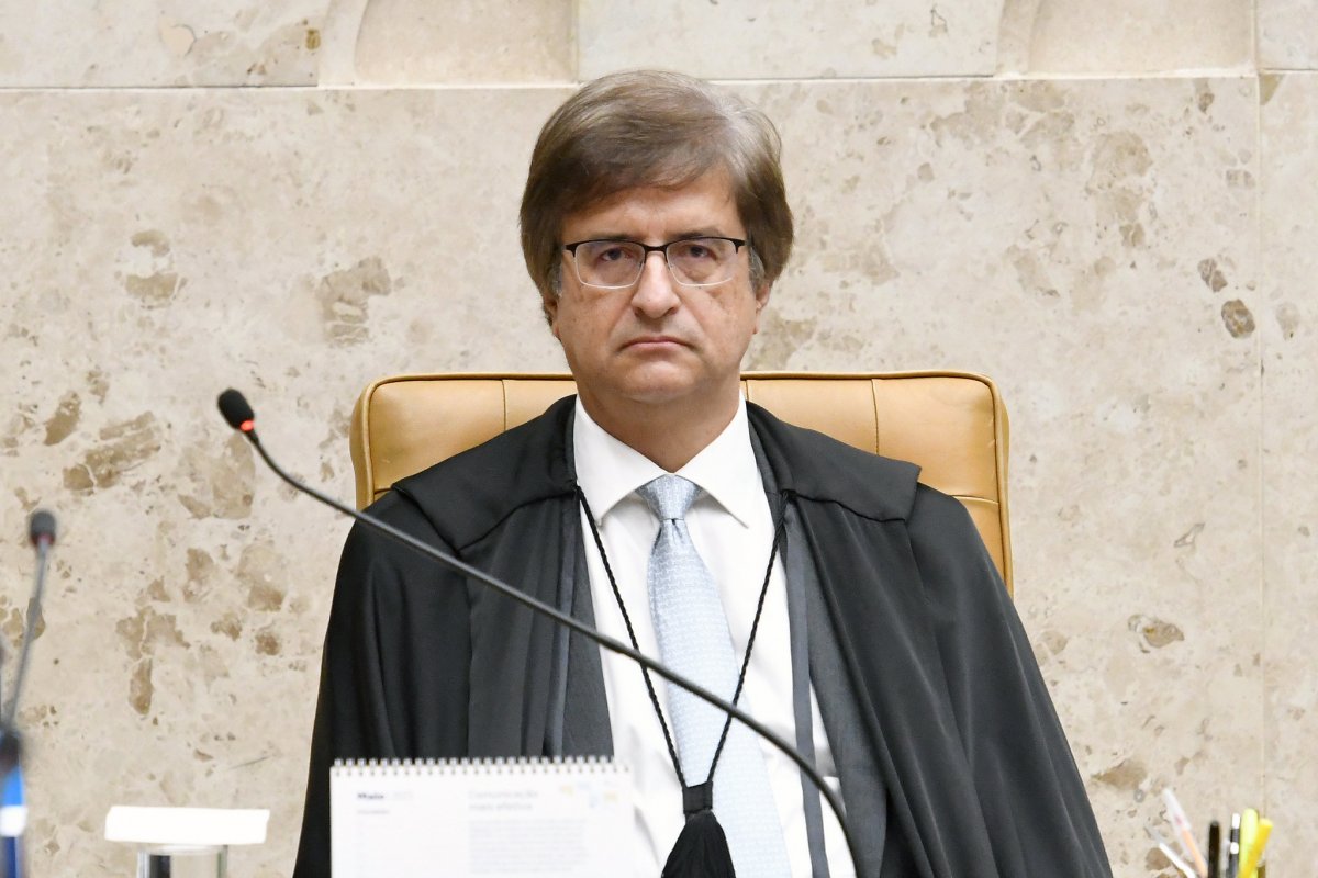 Gonet é criticado no STF e festejado por defesas após bronca de Moraes a ex-chefe do Exército