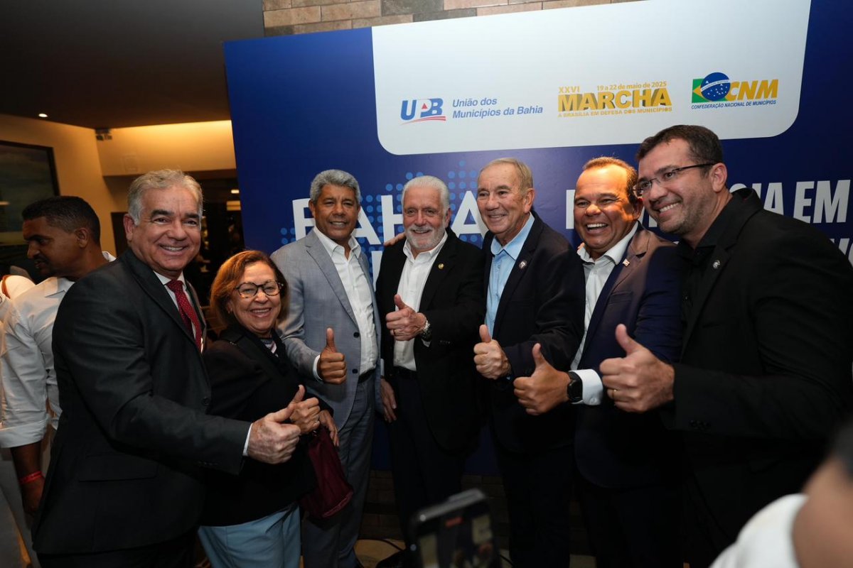 Prefeitos se reúnem com bancada baiana no Congresso para defender apoio à PEC 66