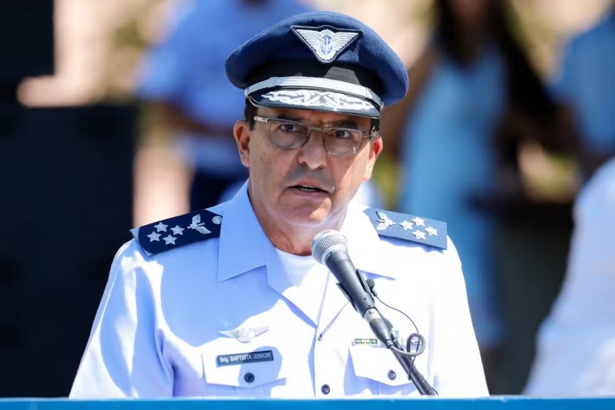 Ex-chefe da FAB reafirma ao STF reunião com teor golpista e ameaça de prisão a Bolsonaro