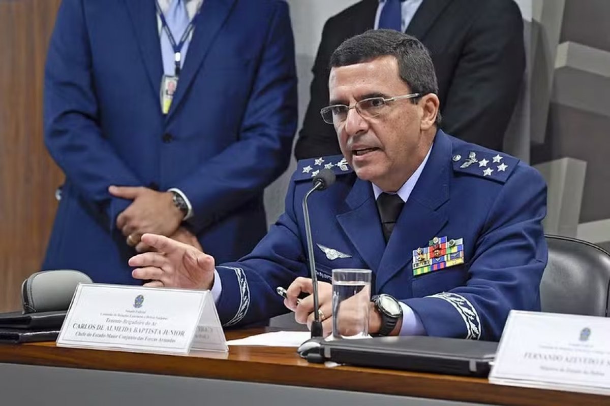 Ex-comandante da Aeronáutica diz que houve ‘brainstorming’ para discutir prisão de Moraes