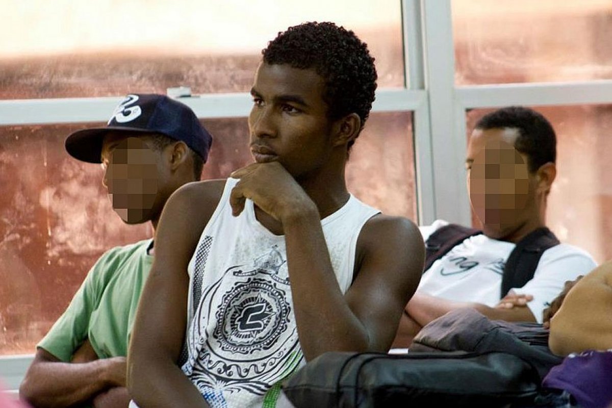 Grafiteiro é espancado e morto a tiro enquanto trabalhava no Imbuí