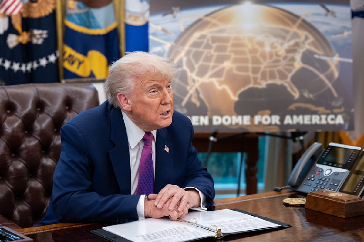 Trump repudia morte de funcionários da Embaixada de Israel nos EUA: ‘antissemitismo’