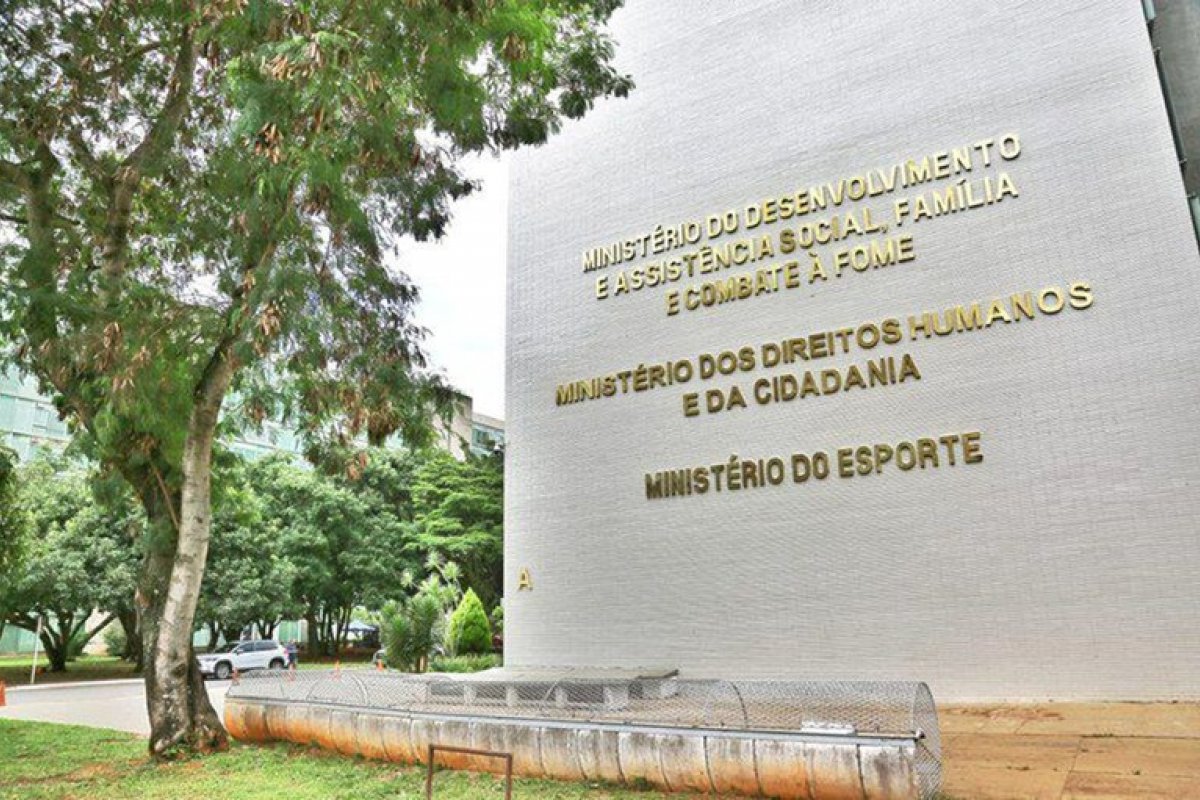 Ministério do Desenvolvimento Social é isolado após ameaça de bomba