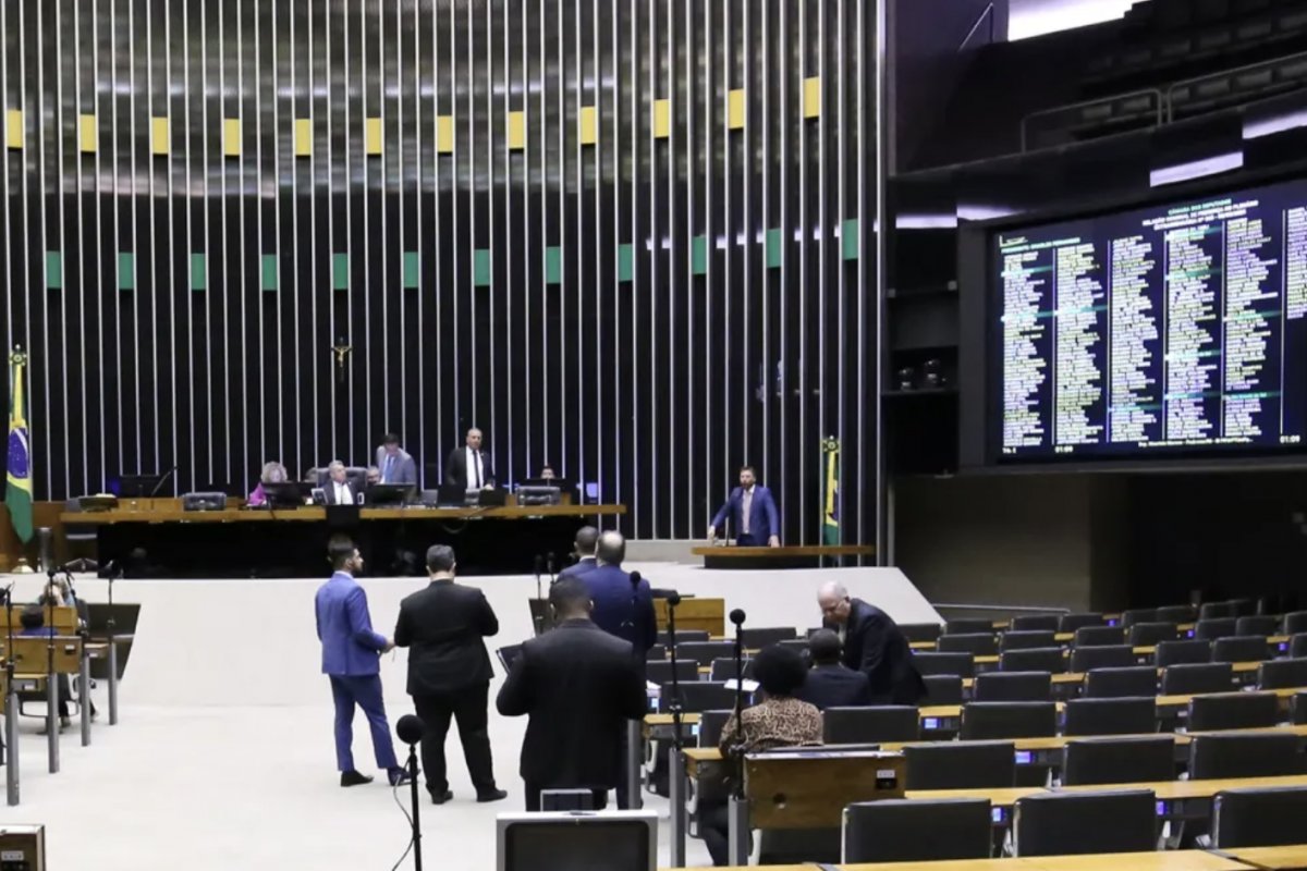 Oposição aciona STF para obrigar Câmara a instalar CPI do INSS