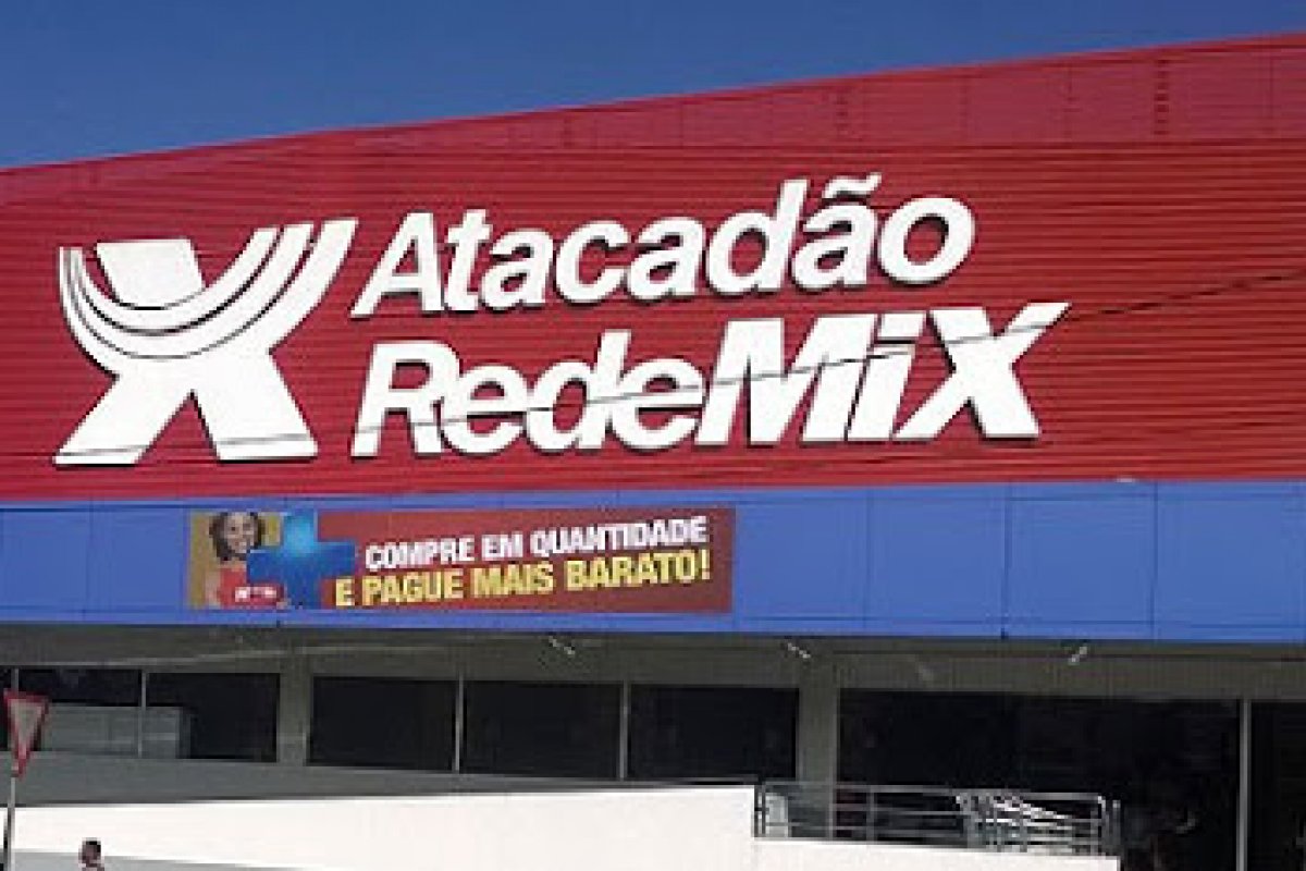 Estudante acusa segurança do Atacadão Redemix de racismo