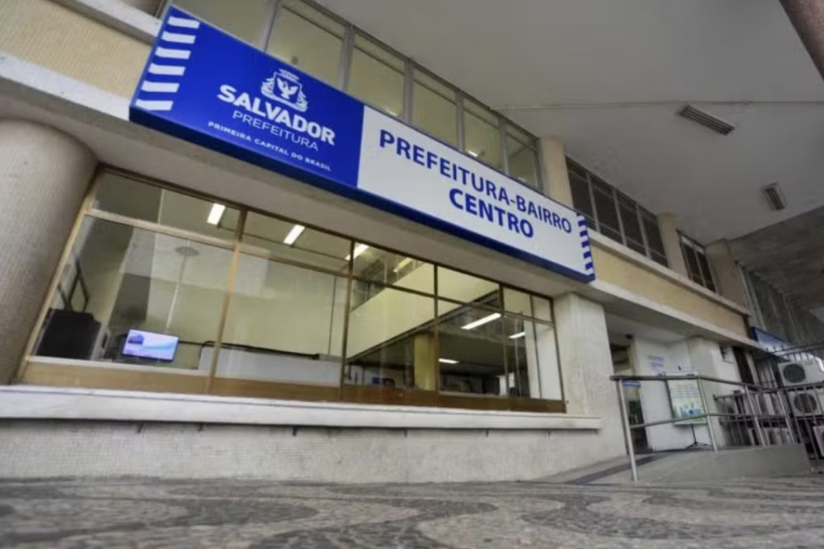 Salvador promove mutirão com serviços gratuitos de saúde e assistência social em dez prefeituras-bairro até esta terça-feira (27)