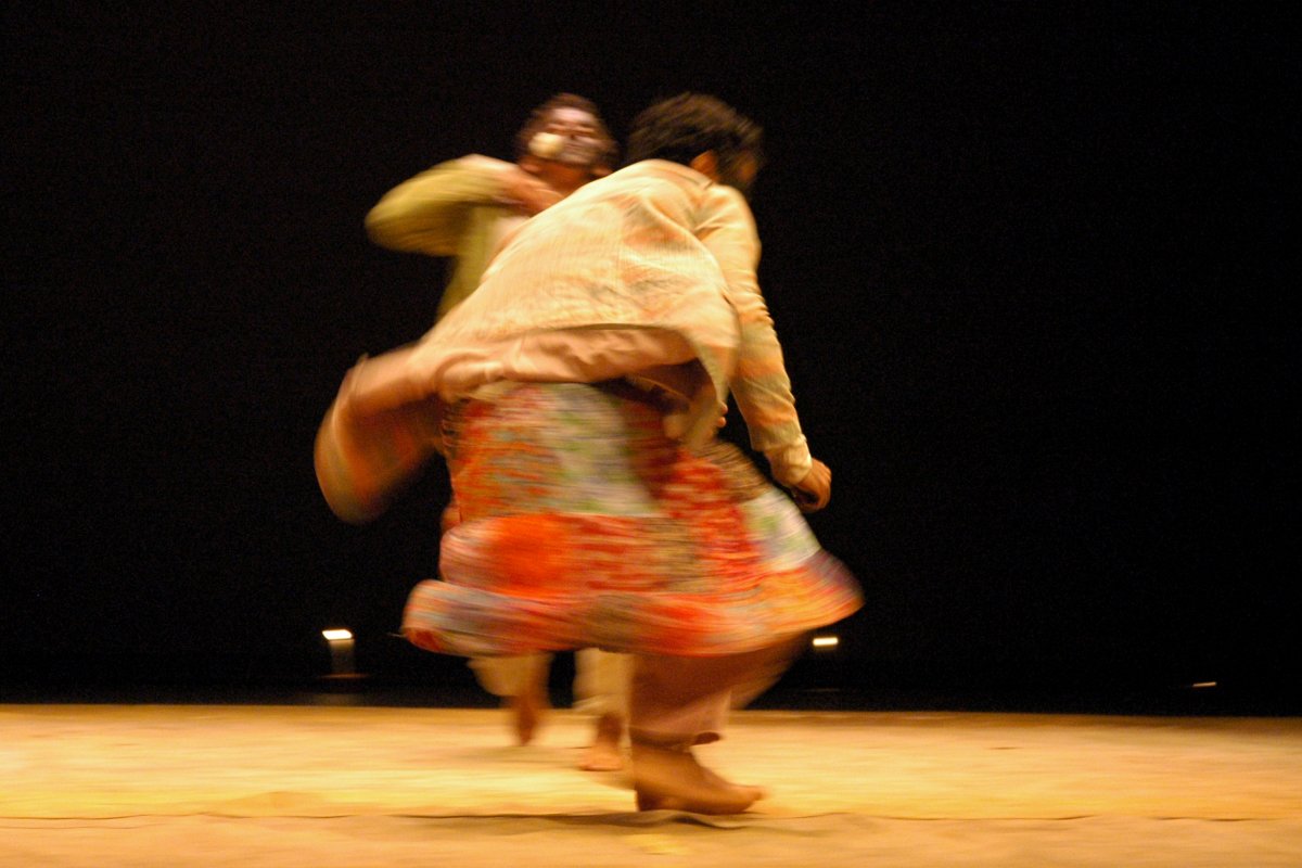 Companhia de Dança paulista comemora 20 anos com circulação de espetáculo pela Bahia!