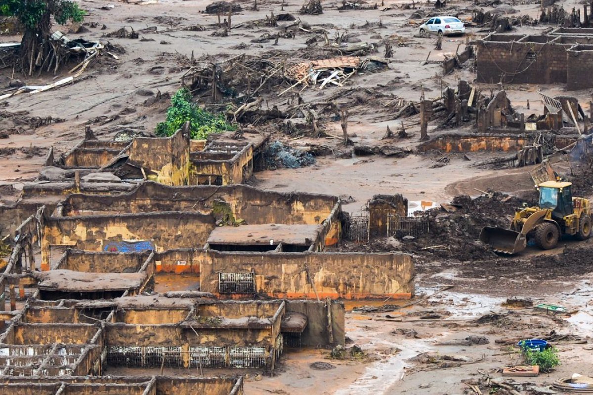Tragédia em Mariana: Saúde anuncia repasse de R$12 bilhões para SUS nos municípios atingidos