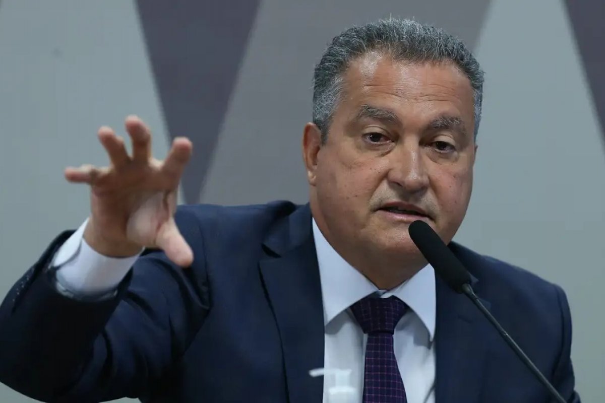 Rui Costa diz que polêmica do IOF está superada