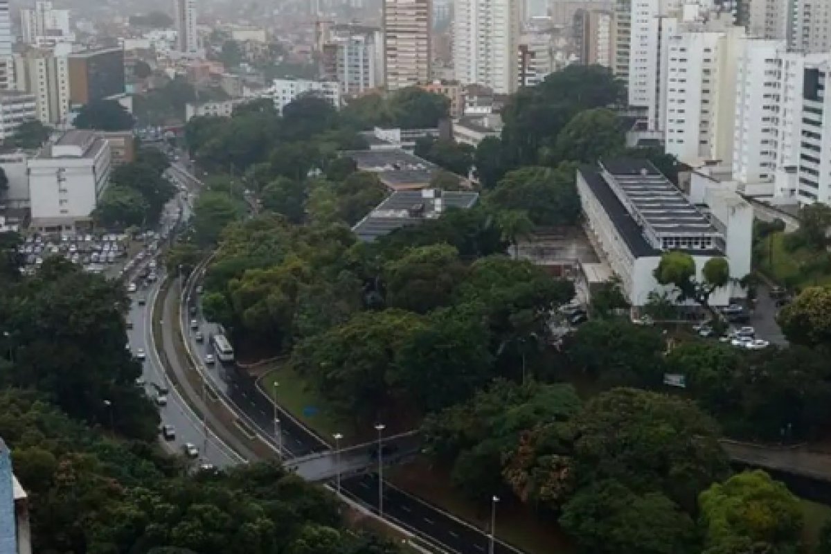 Salvador e outras 43 cidades da Bahia estão em alerta para fortes temporais