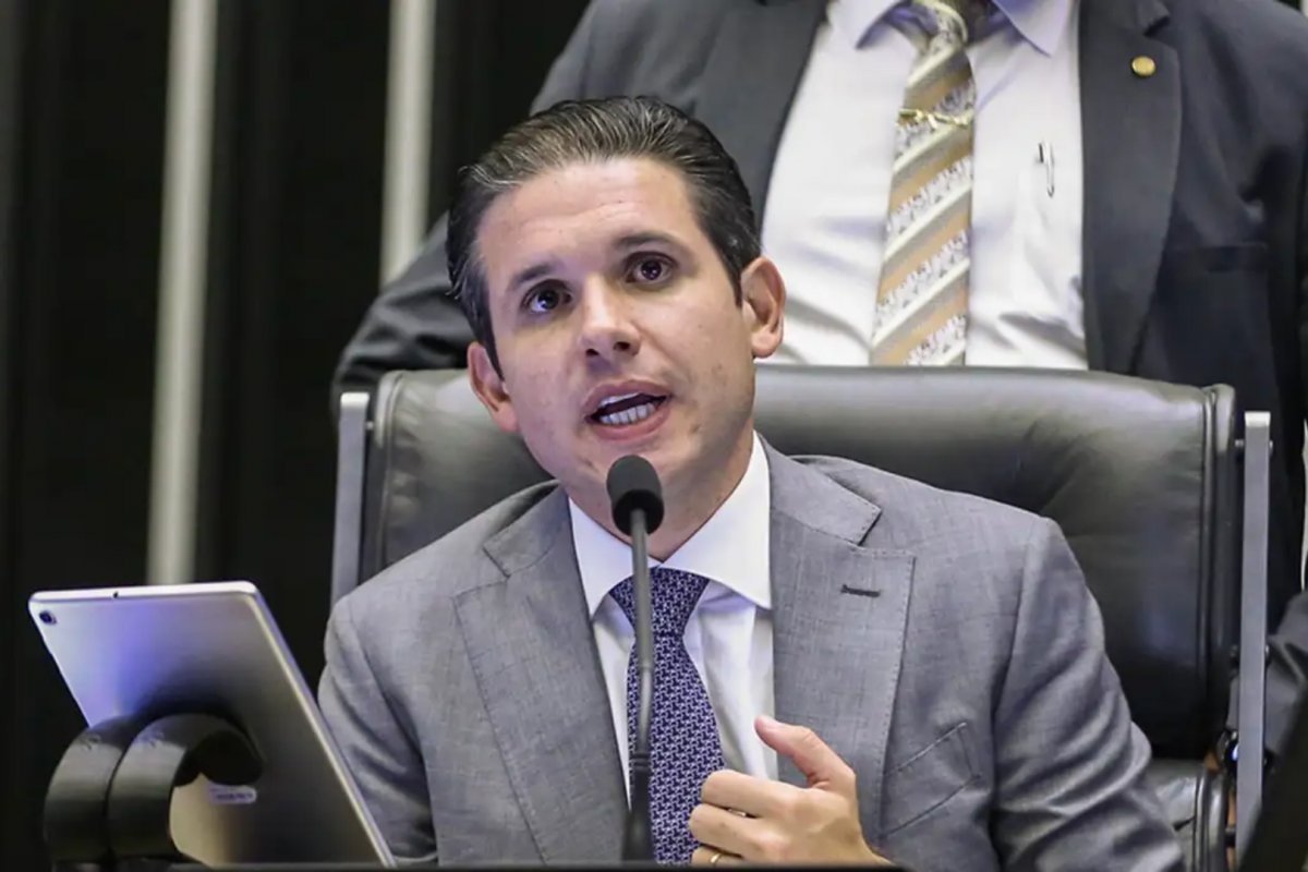 Motta propõe revisão das isenções fiscais como alternativa ao aumento do IOF