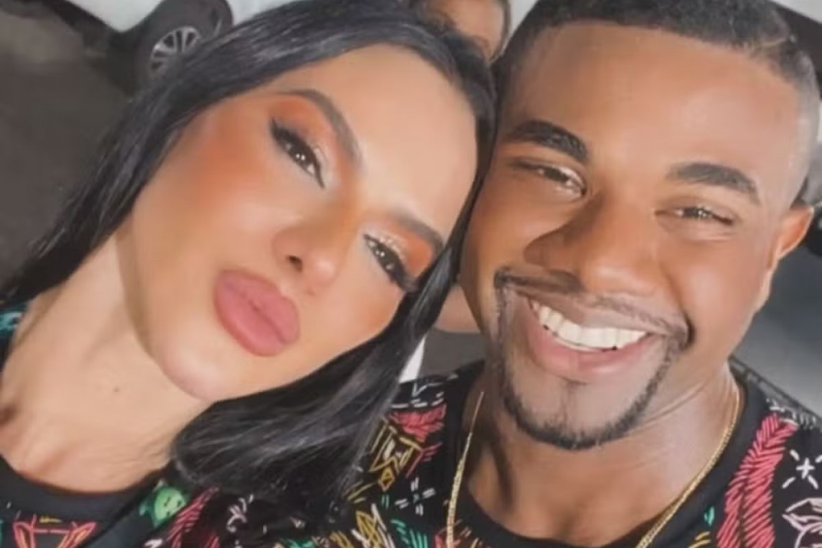 Davi Brito presta depoimento à Polícia Civil após ser acusado de ameaçar modelo com arma