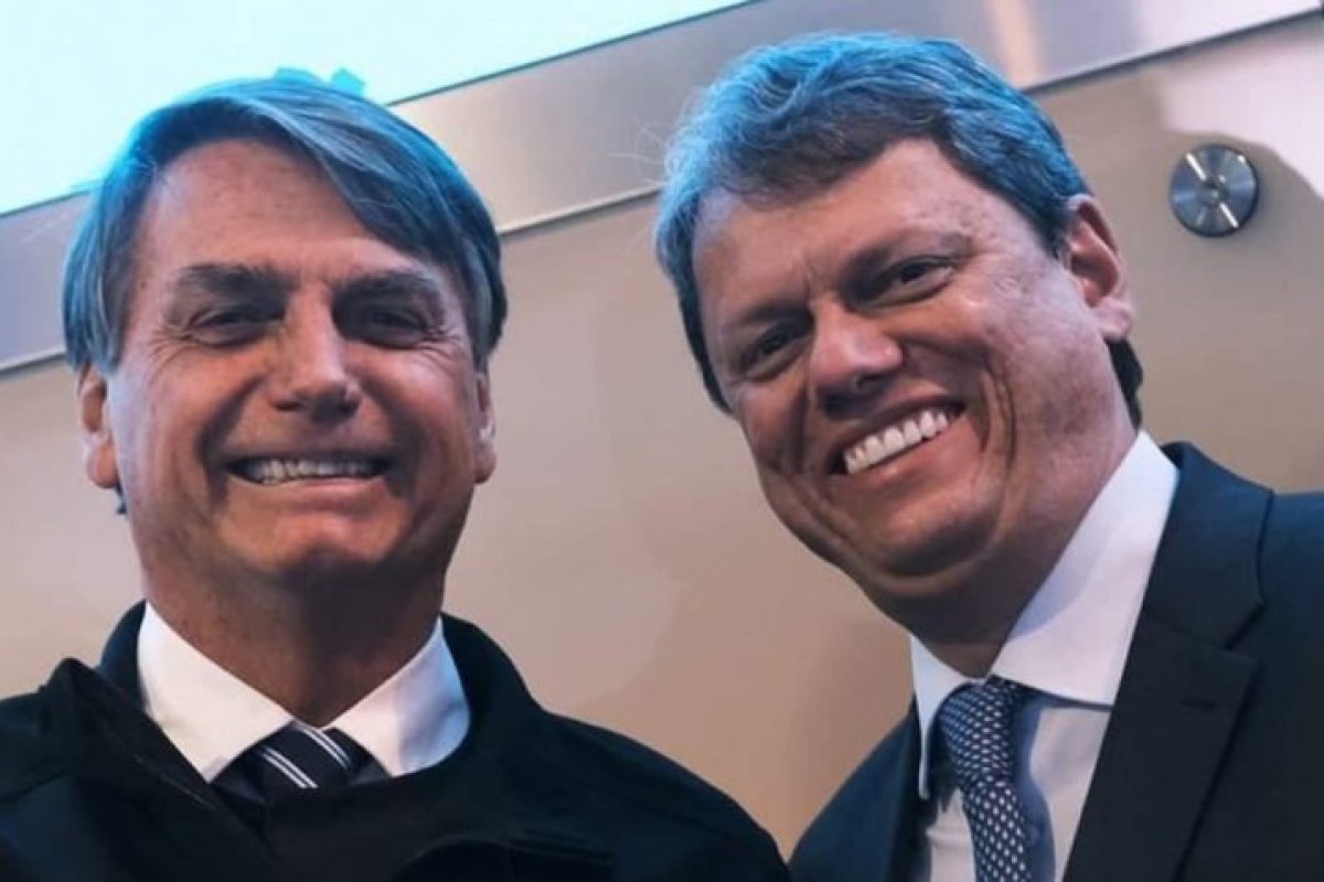 Trama golpista: Tarcísio de Freitas depõe ao STF como testemunha de Bolsonaro