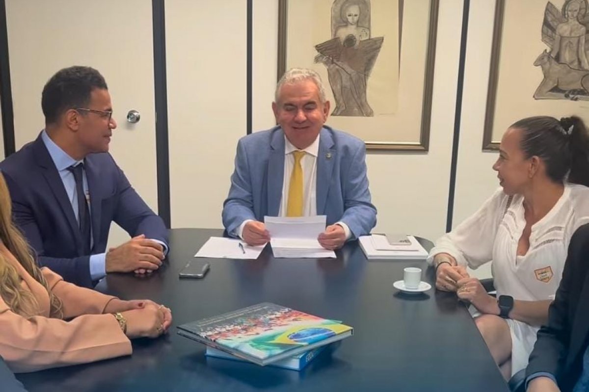 Fisioterapeutas cobram no Congresso Nacional aprovação de piso salarial