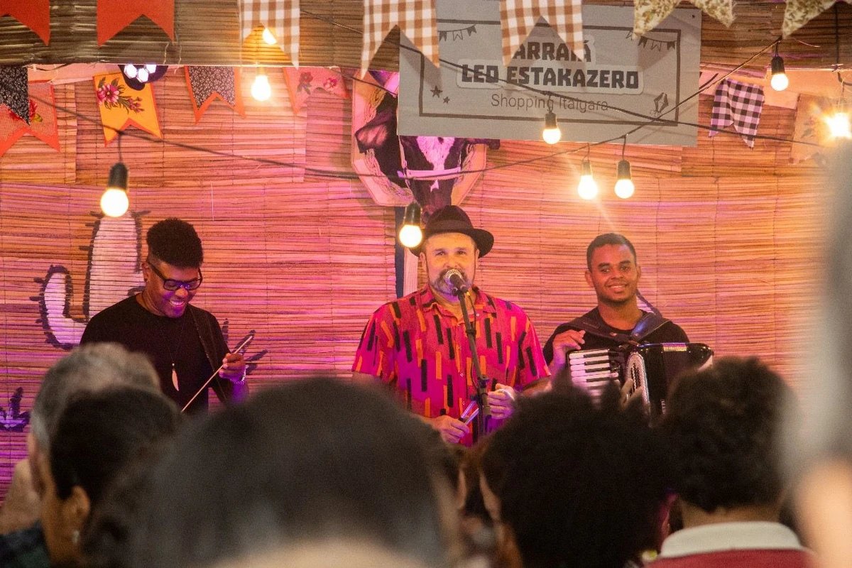 Trio Nordestino, Estakazero e mais: saiba onde curtir atrações juninas nos shoppings de Salvador e RMS