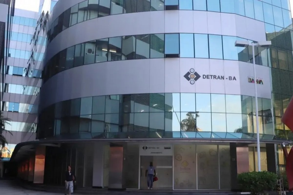 Vigilante é assassinado dentro do prédio Detran, no CAB, em Salvador