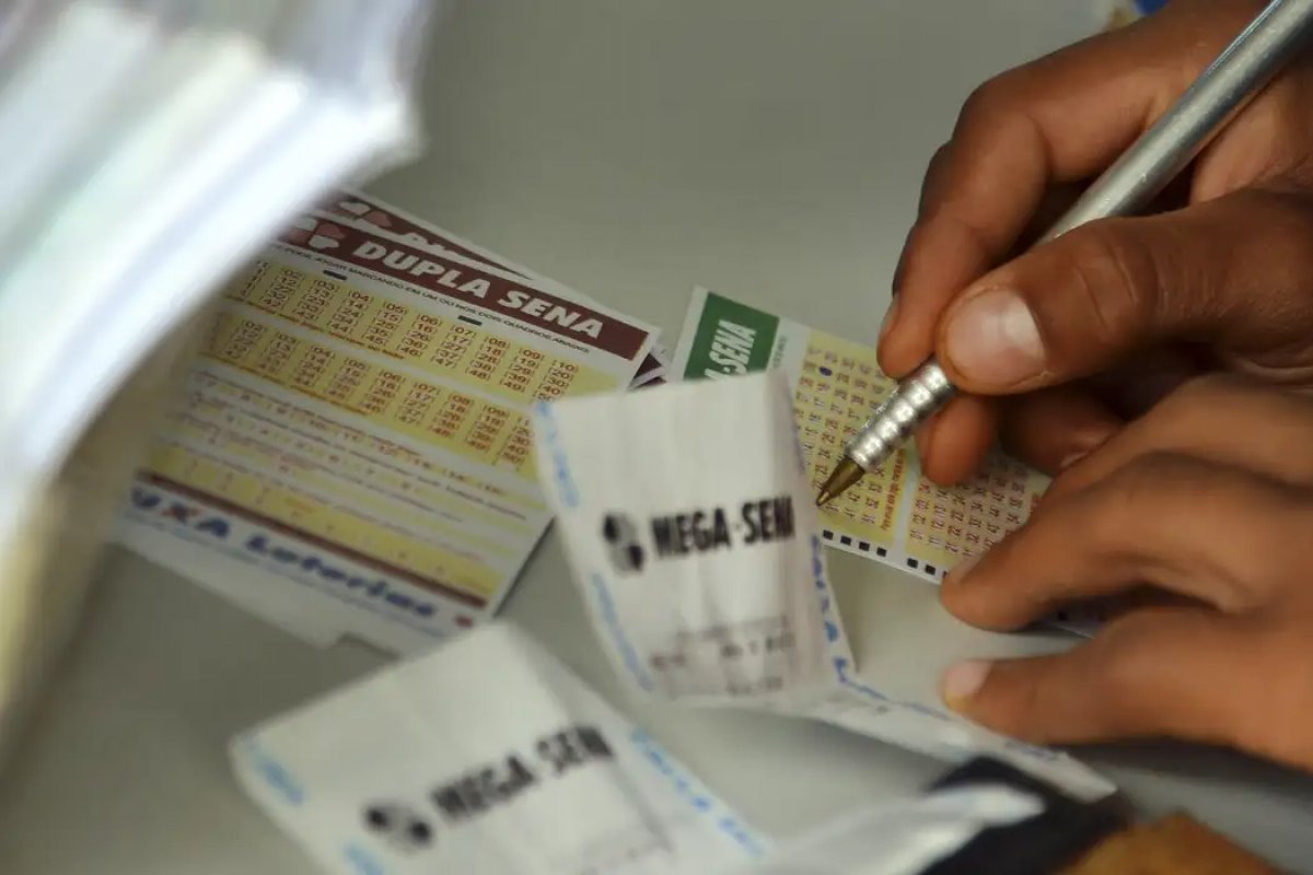 Sem ganhadores, Mega-Sena acumula e prêmio vai a R$ 40 milhões
