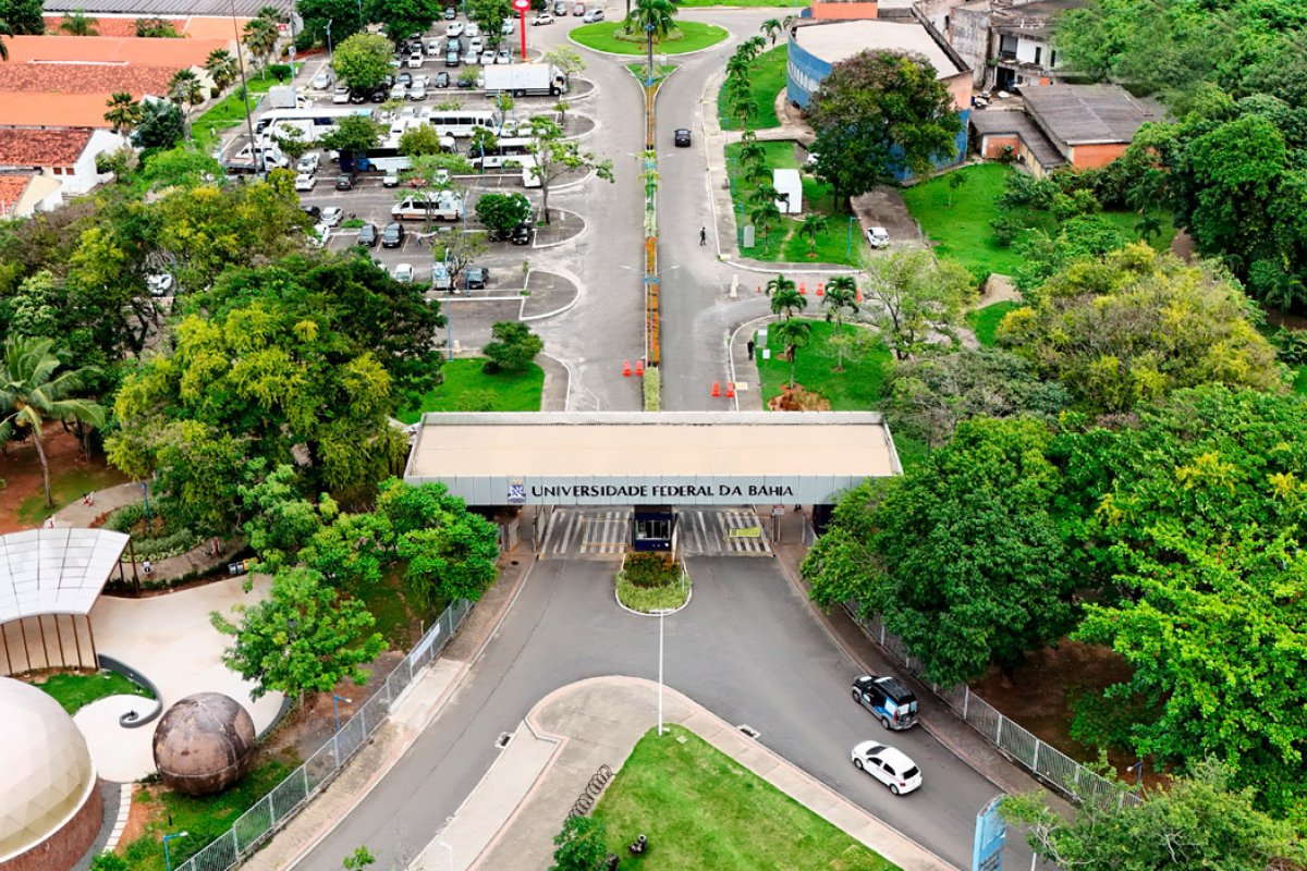 Falta de investimento e pesquisa faz 87% das universidades brasileiras caírem em ranking internacional