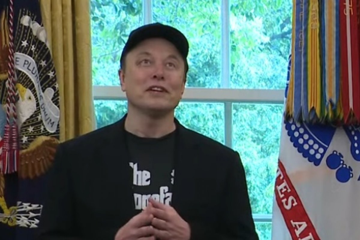 Após briga com Trump, fortuna de Elon Musk cai R$ 148 bilhões