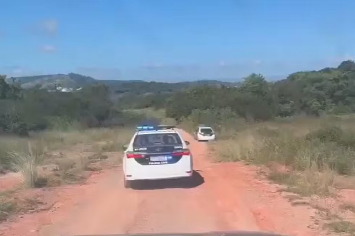 Homem mata ex-esposa para ficar com genro por quem se apaixonou, afirma políca 