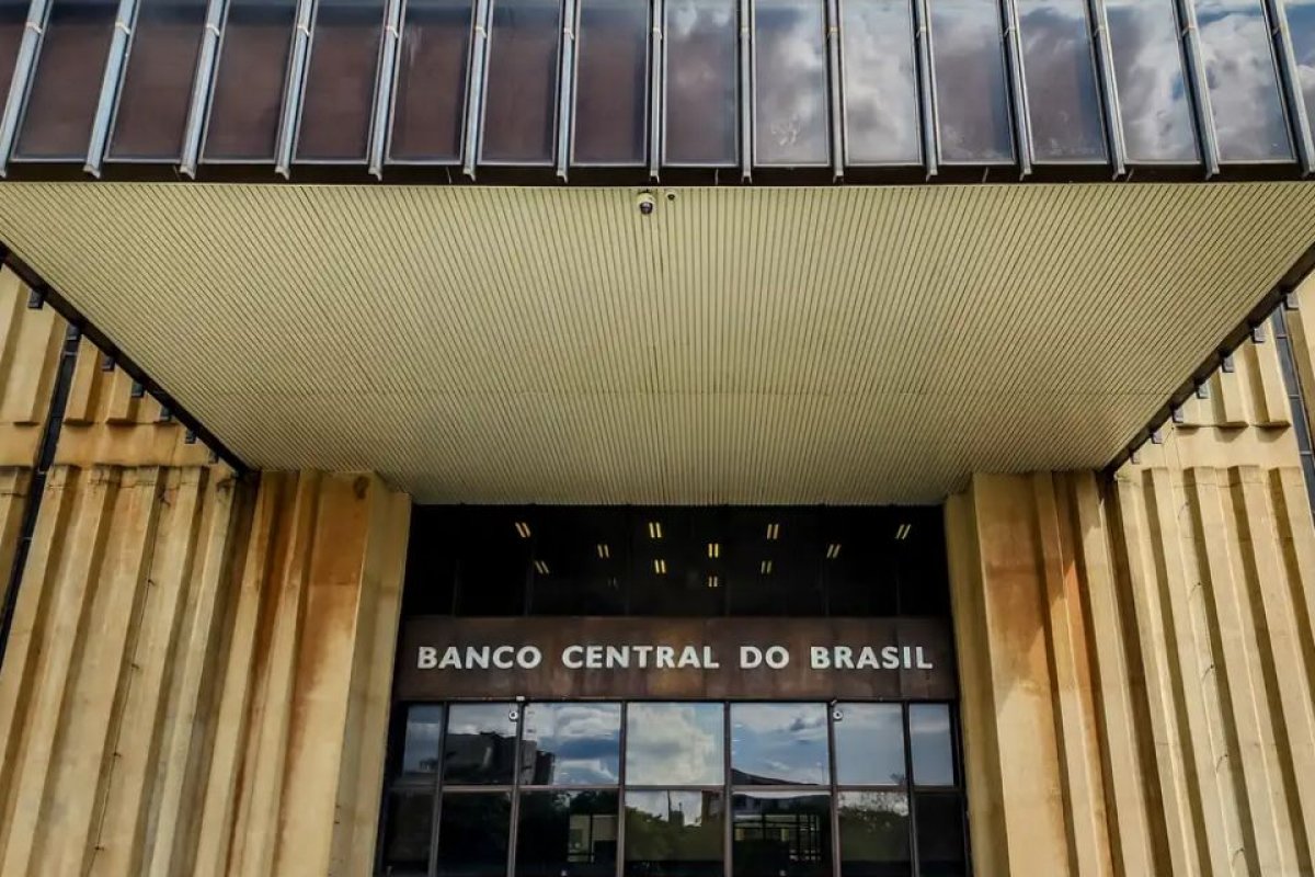 BC publica regras para evitar fraudes por empresas no Pix automático