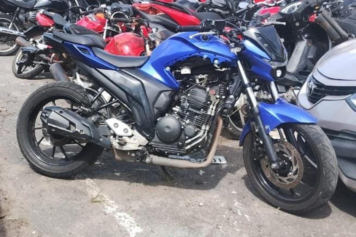 PM recupera moto com restrição de furto no Cabula