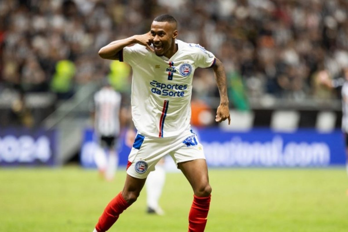Bahia anuncia renovação de contrato de Ademir; confira até quando irá novo vínculo