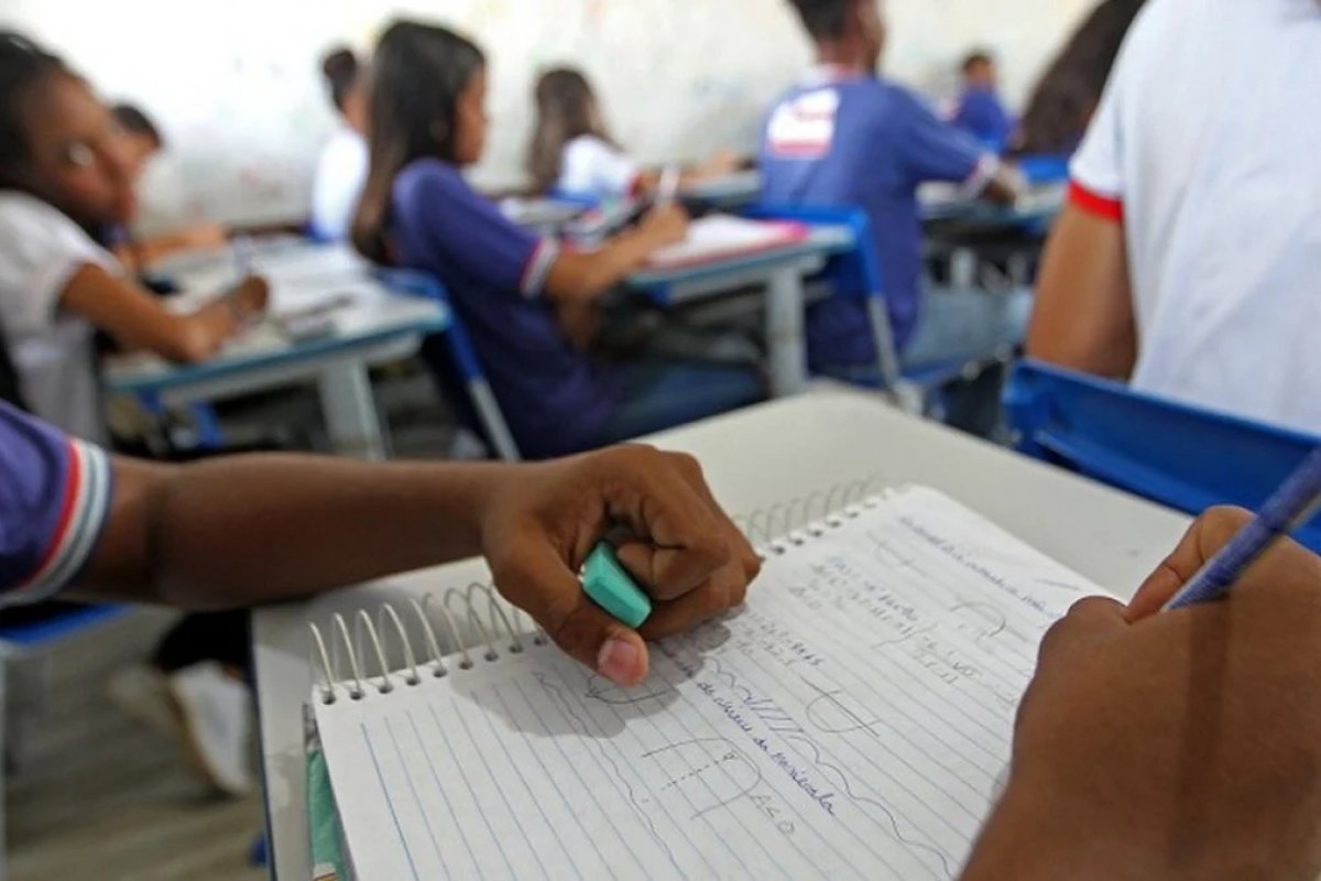 Apesar de avanços, Bahia fica atrás na média do Ideb e reforça debate sobre qualidade educacional