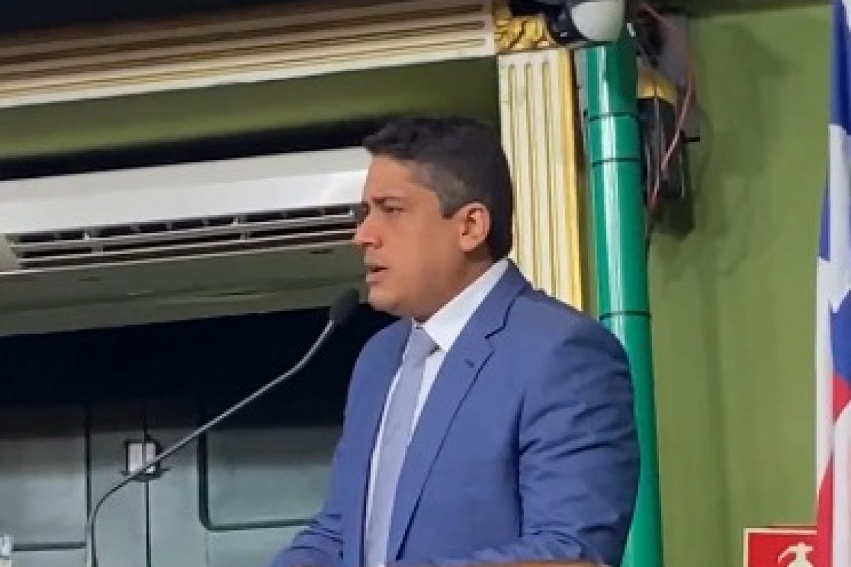 Vídeo: "Palhaçada ridícula", diz vereador Sidninho sobre greve dos professores da rede municipal