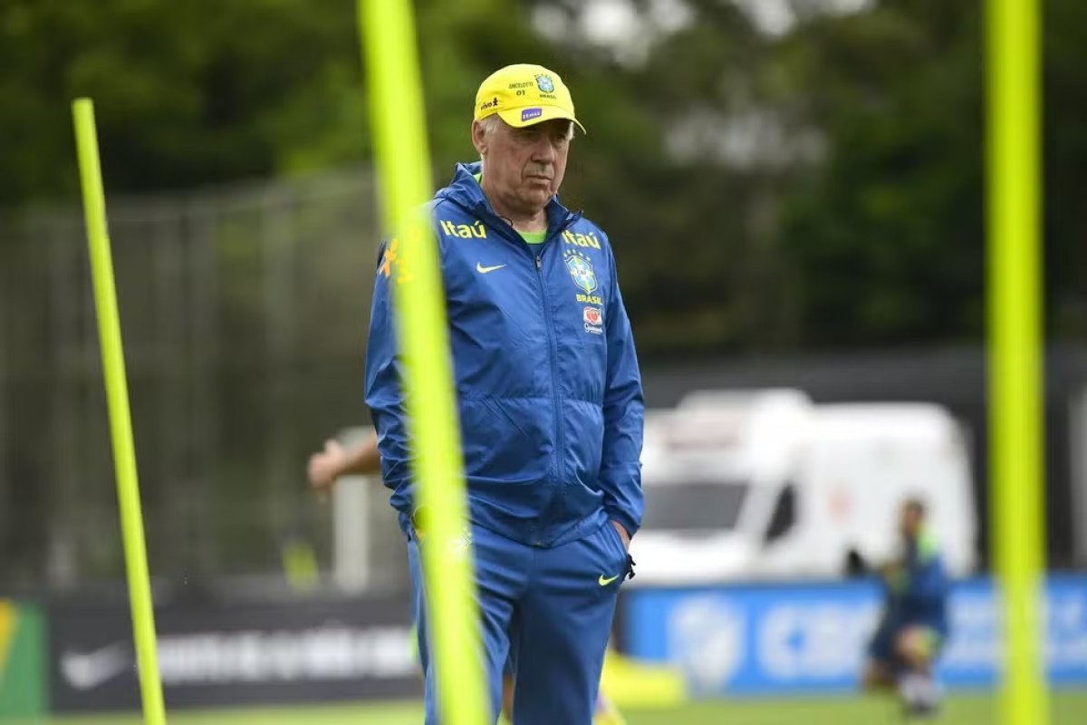 Aniversariante, Ancelotti estreia no Brasil em busca da primeira vitória sob comando da Seleção