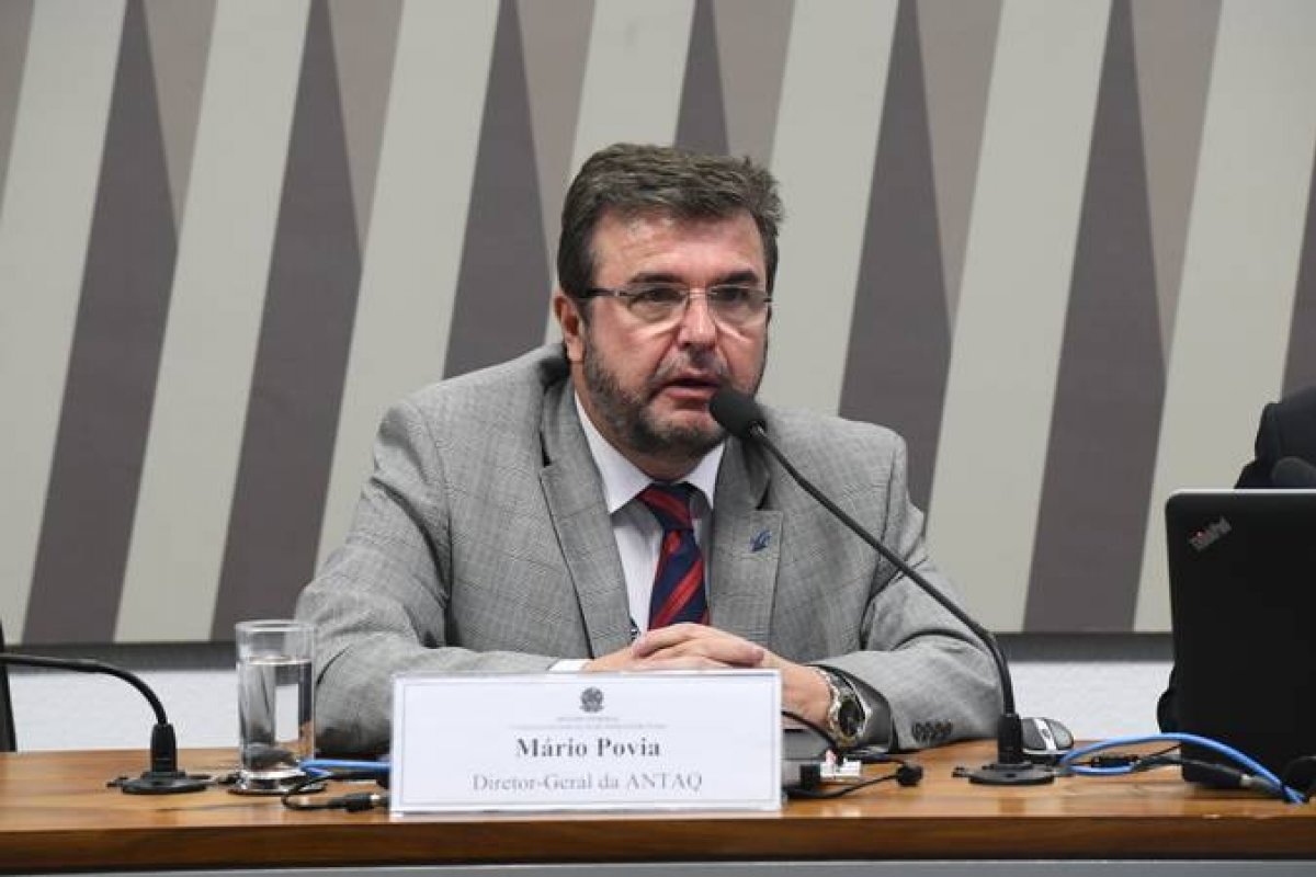 "O Brasil estava pronto pra começar o ano com o pé no acelerador", diz diretor da Antaq