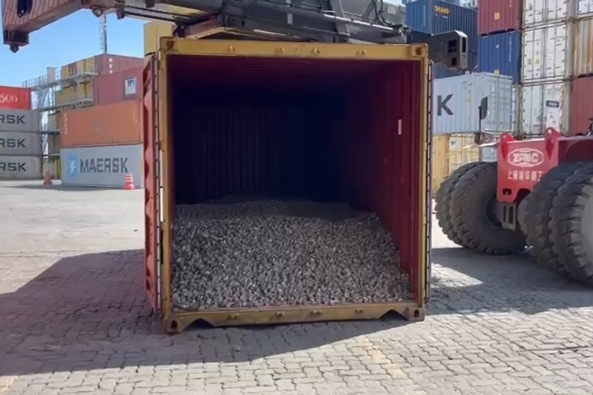 Mais de meia tonelada de cocaína é apreendida pela Receita Federal no Porto de Salvador