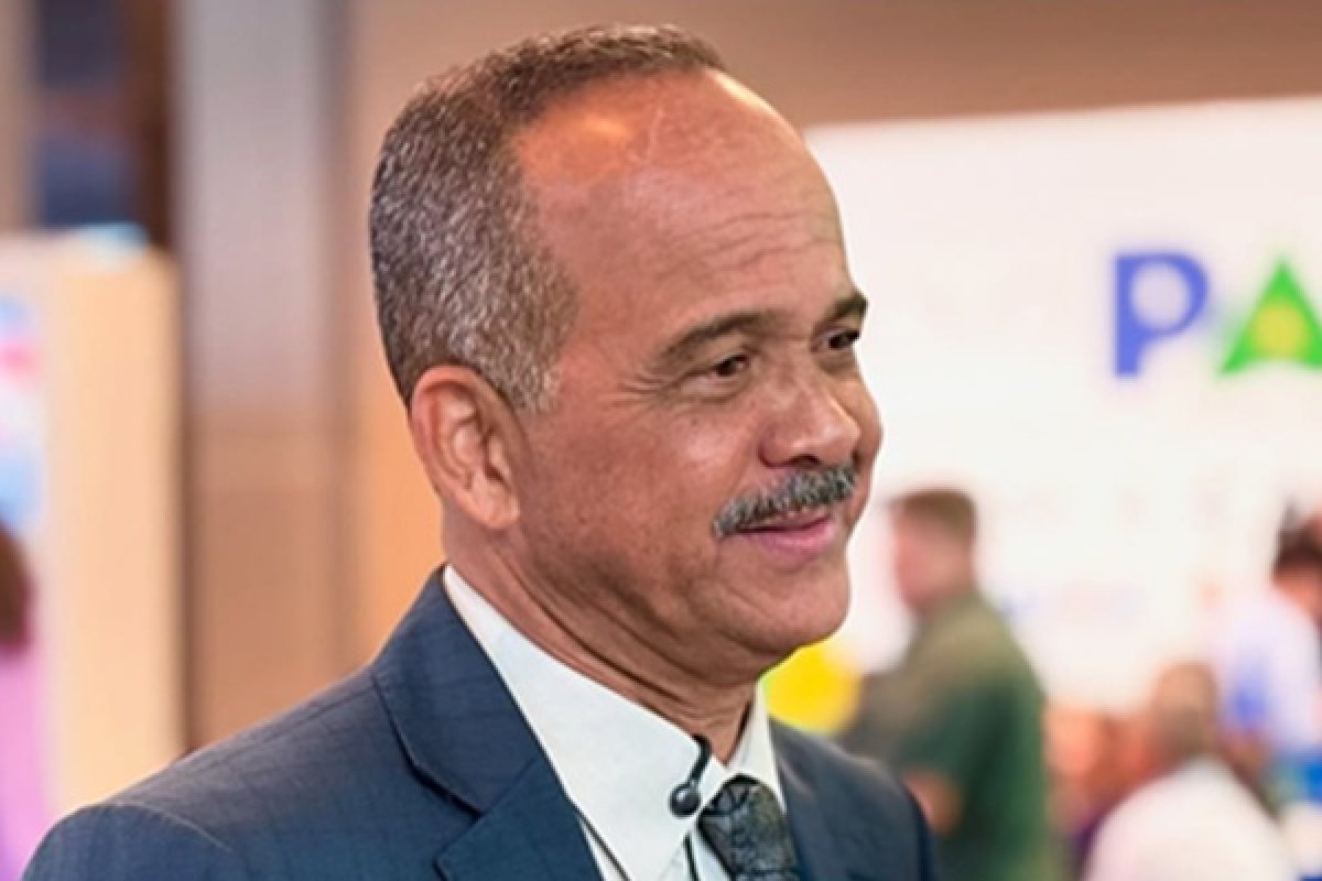 Ex-prefeito de Camaçari é multado em R$ 3 mil por irregularidades em processo licitatório