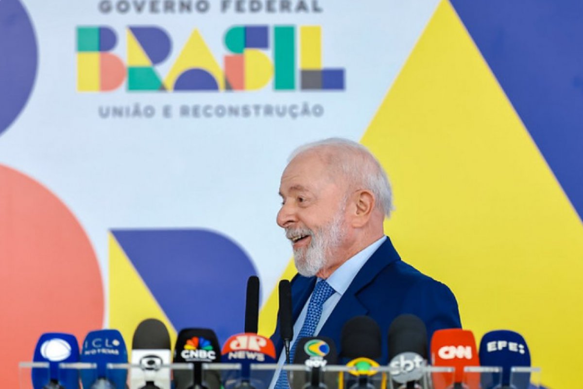 Pesquisa do Datafolha aponta que 40% dos brasileiros consideram o governo Lula ruim