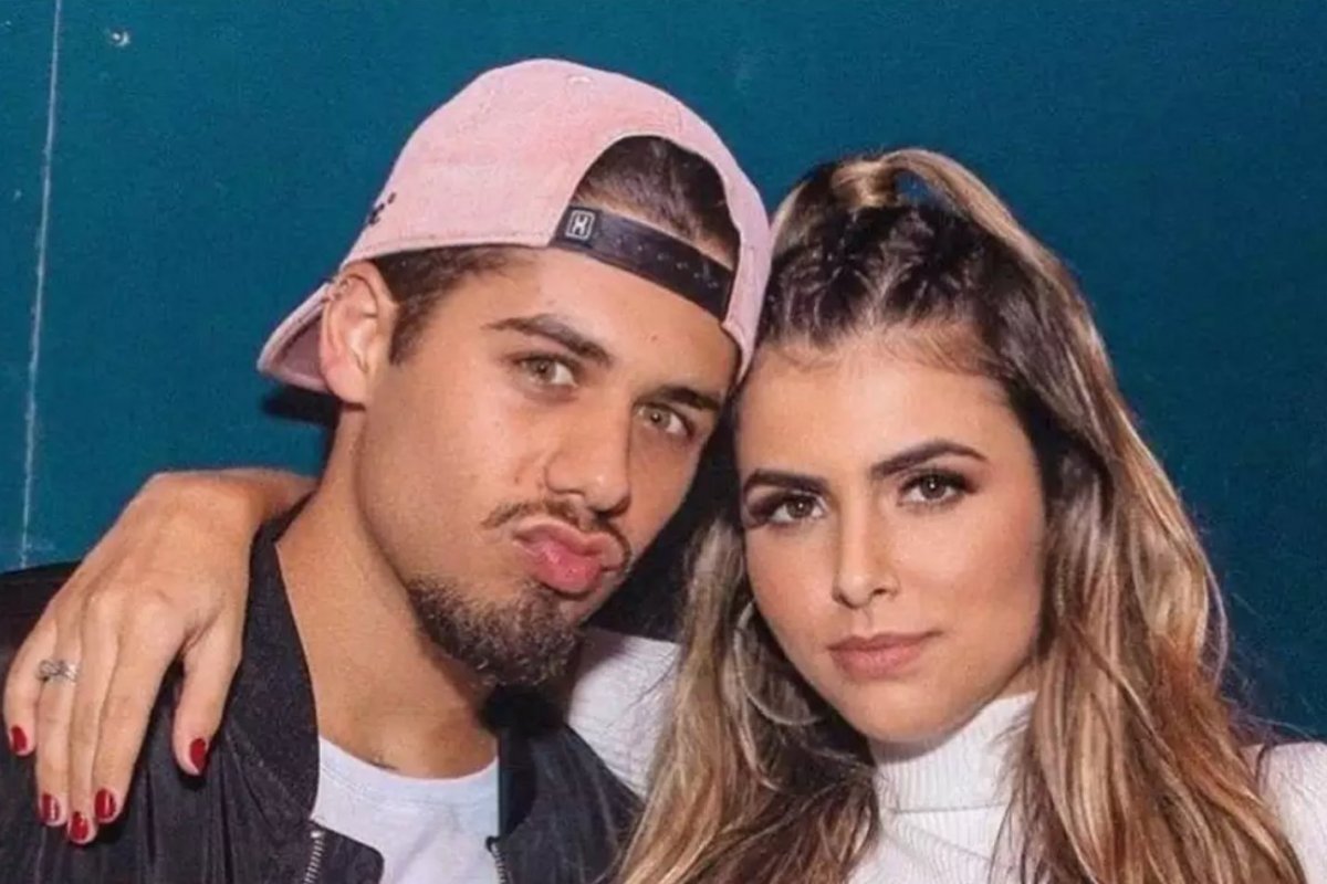 Após briga com Neymar, cantor sertanejo termina noivado com bailarina