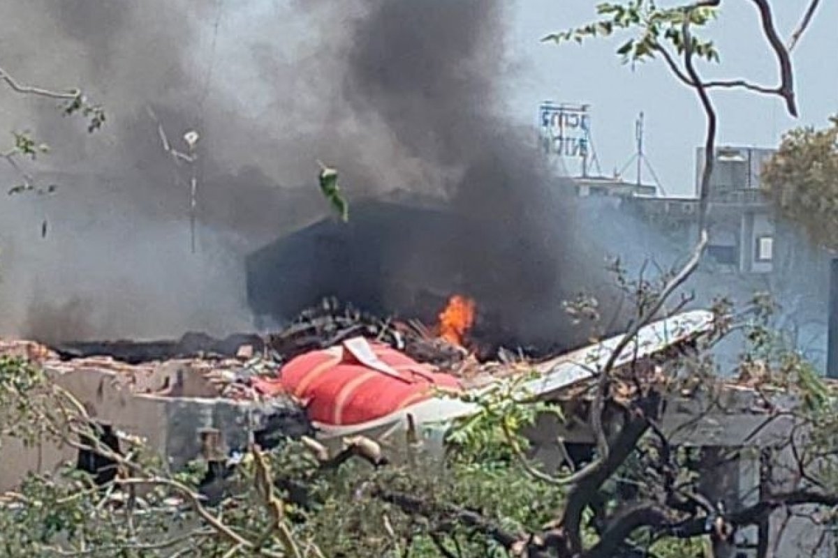 Turbina de emergência pode ter sido acionada antes de avião cair na Índia